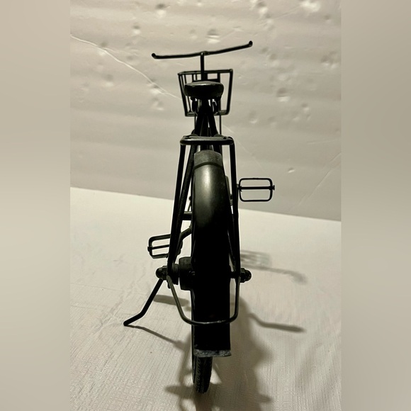Metal Bicycle Stand Alone Art Decor Black Iron Bike Sculpture 19"x11" - Picture 11 of 11